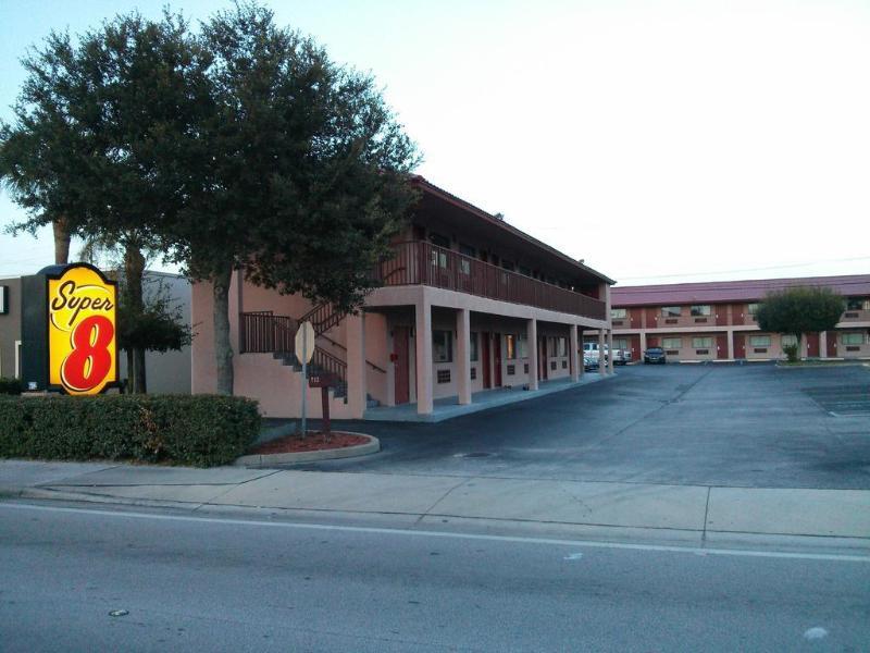 Redfinn Inn Fort Pierce Exterior foto